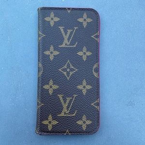 Louis Vuitton iphone Folio Case